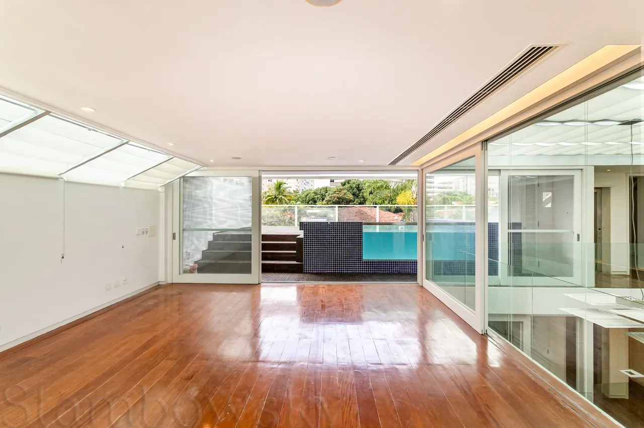 House with 3 bedrooms and a closed-off gas kitchen — photo 4
