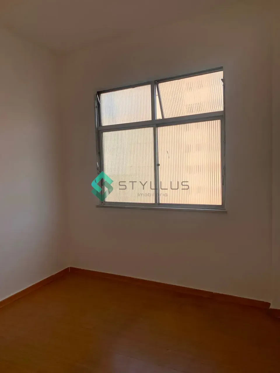 Unfurnished rental apartment with 2 bedrooms and 2 baths — photo 9