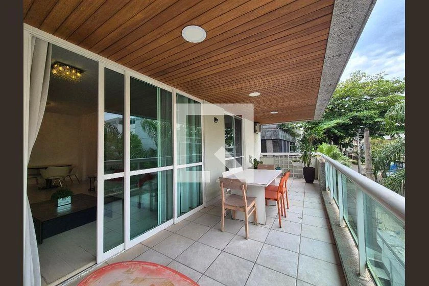 Apartamento mobiliado com 3 quartos e varanda — photo 2