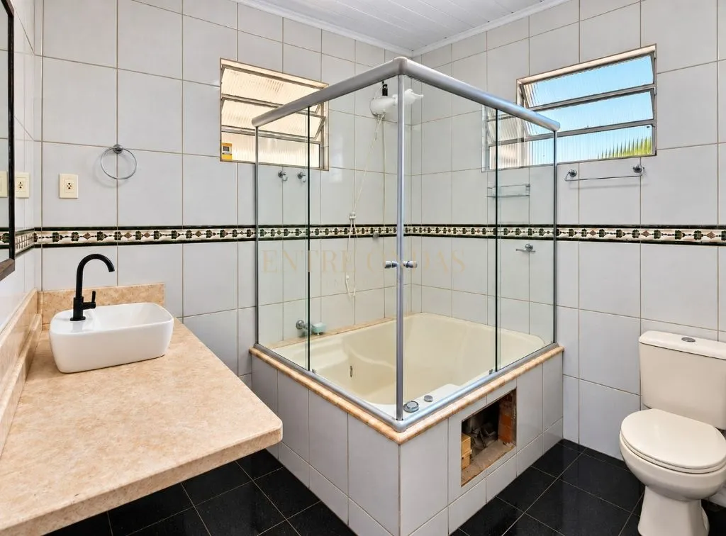 Furnished house, 204 m², with a washing machine — photo 11