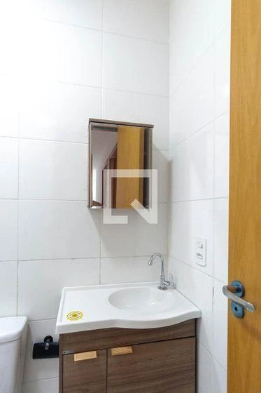 2-bedroom apartment in a building with a gym — photo 29