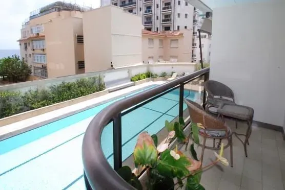 Furnished apartment with 2 bedrooms and open kitchen — photo 20