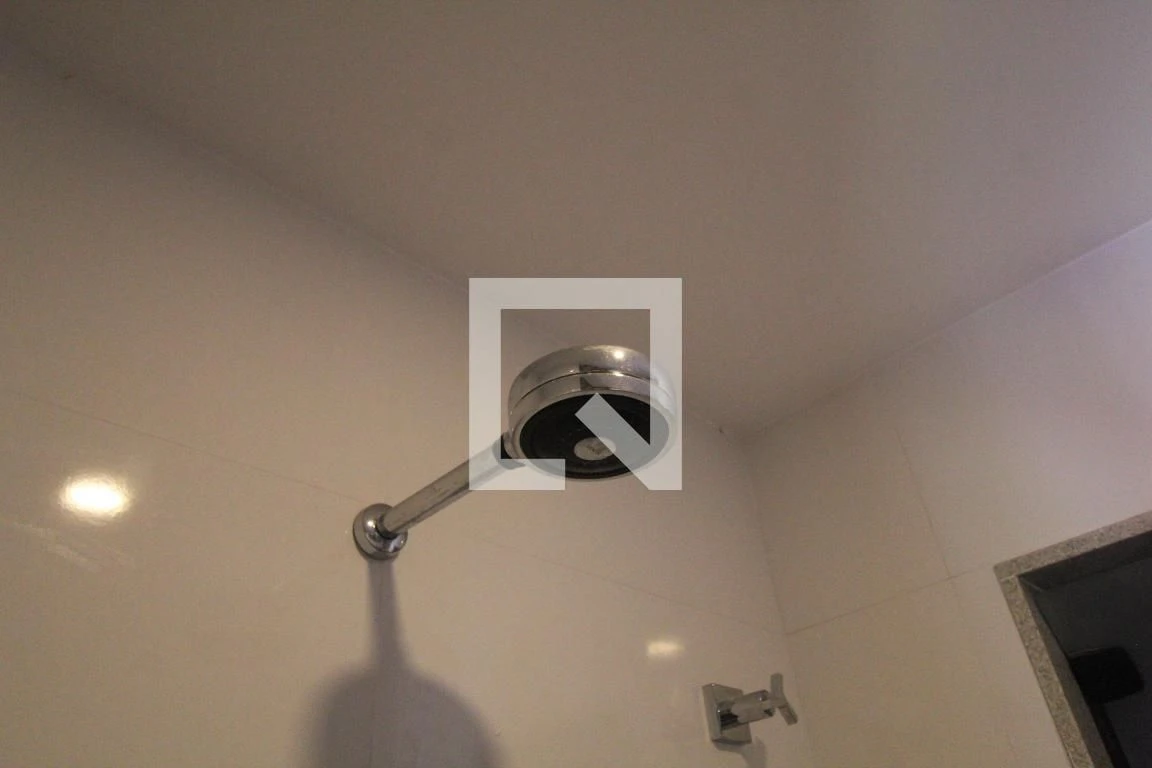 Furnished house with 4 en-suite bedrooms and private garden — photo 20