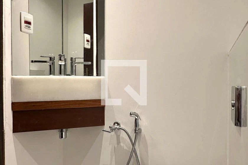 Unfurnished 260 m² apartment with 4 en-suite bedrooms — photo 42
