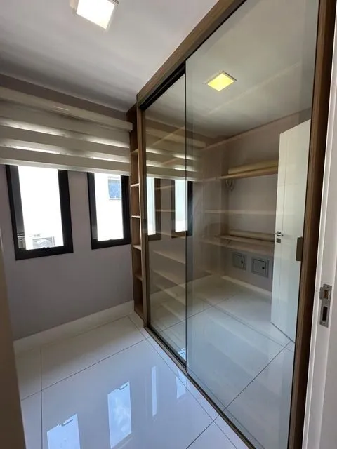 Condo house with 4 bedrooms and 5 bathrooms — photo 4