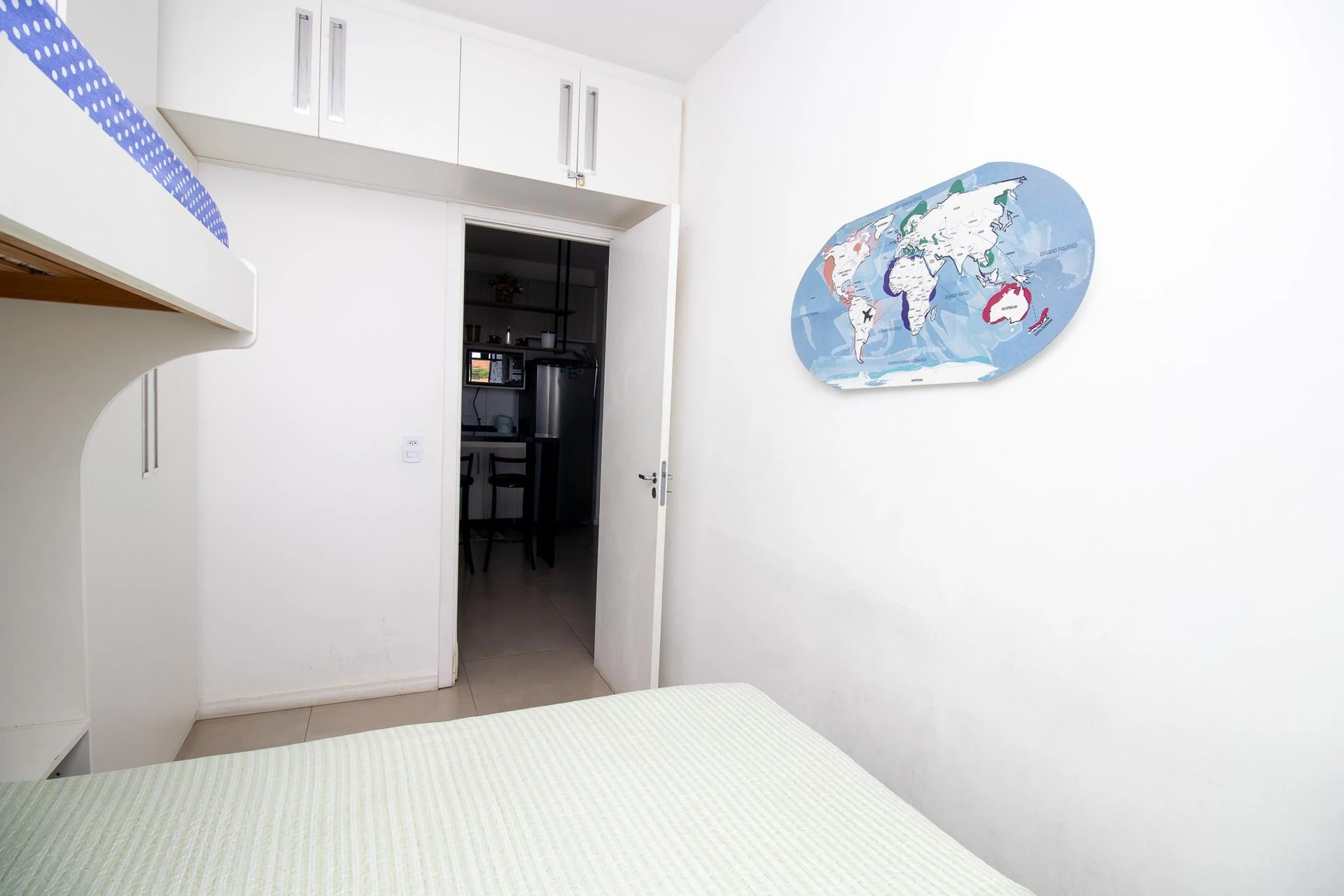 Furnished apartment, 40 m², with a washing machine — photo 19