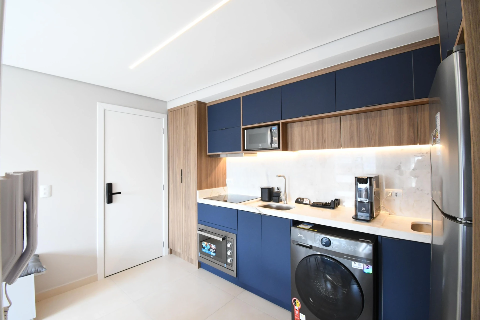 Furnished apartment, 47 m², with a washing machine — photo 11