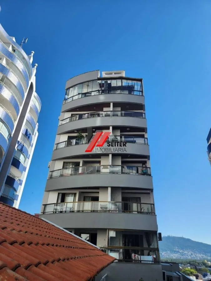 Меблированная квартира 212 м² с застекленным балконом — photo 34