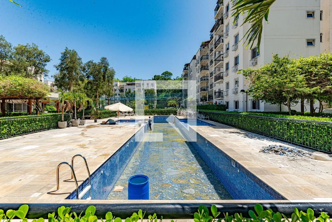 4-bedroom apartment with a mountain view in Rio de Janeiro — photo 32