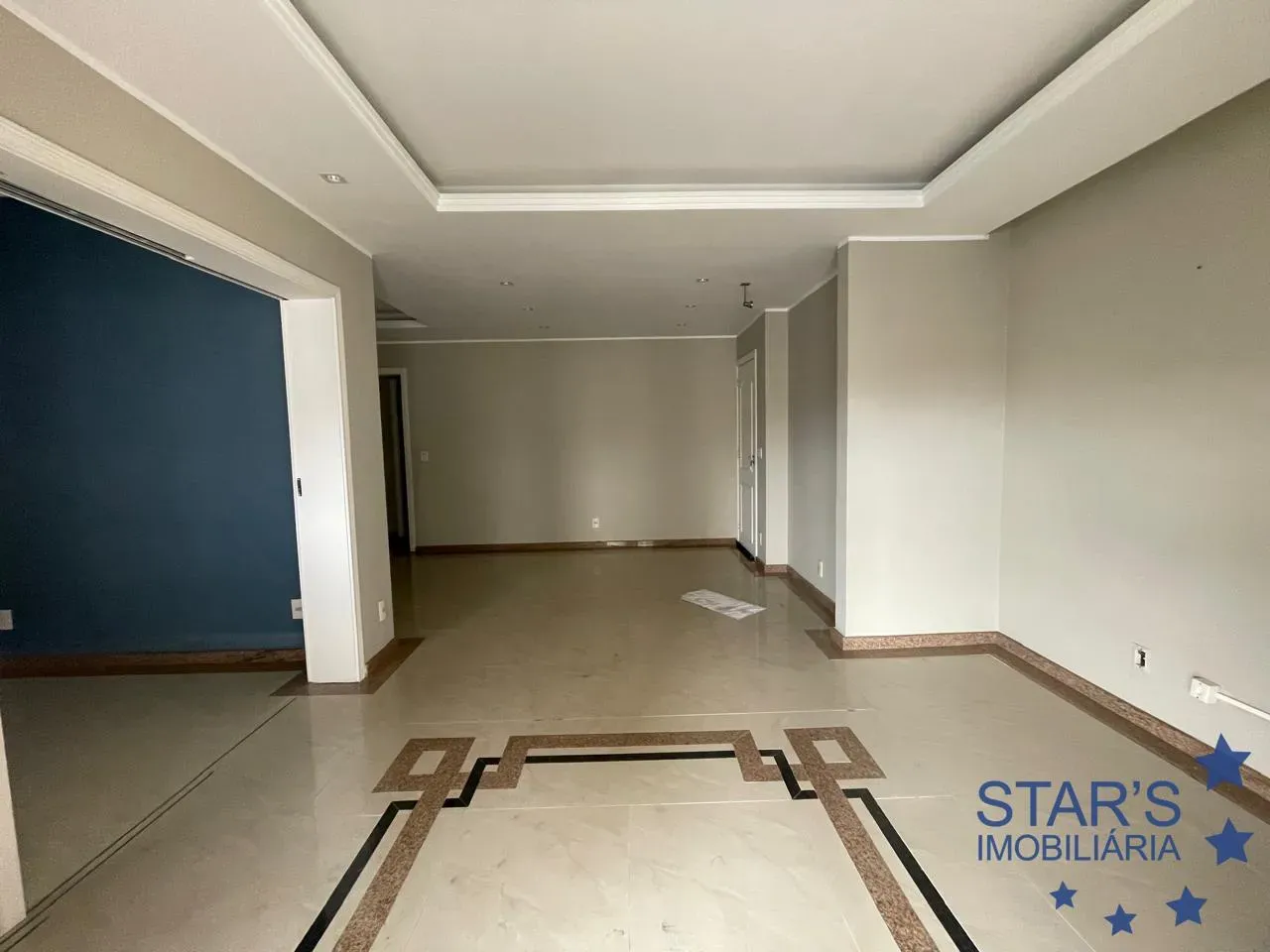 4-bedroom apartment, 1 with its own bathroom, 152 m² — photo 9