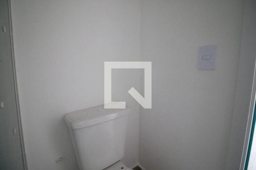 2-bedroom apartment in a building with a pool — photo 34