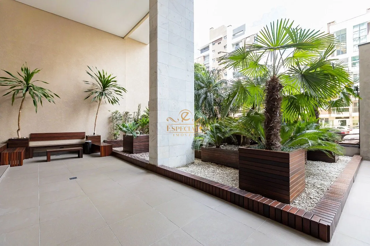 Мебльована квартира з 3 кімнатами на 146 м² — photo 40