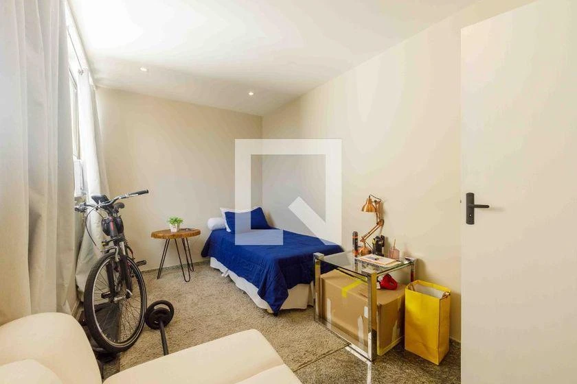 Furnished 185 m² apartment with 3 bedrooms and balcony — photo 12