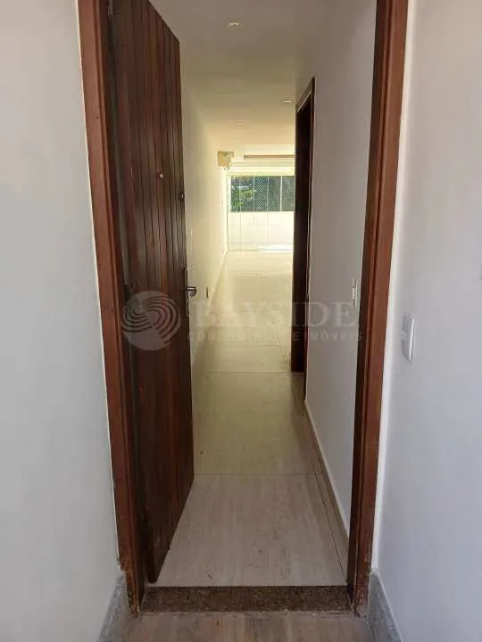 Apartment with private area and 3 bedrooms — photo 12