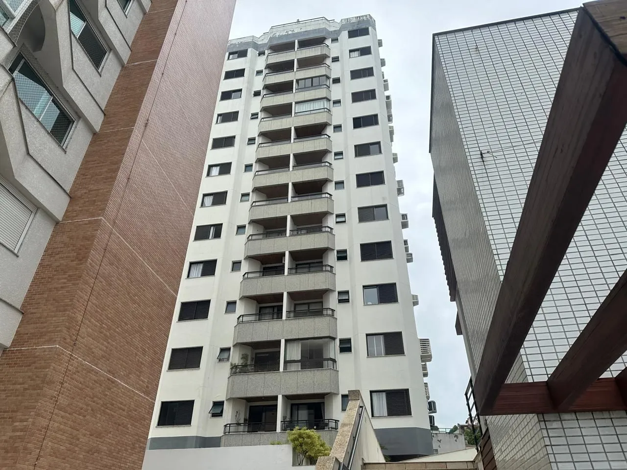 2-bedroom apartment with a water view in Florianópolis — photo 25