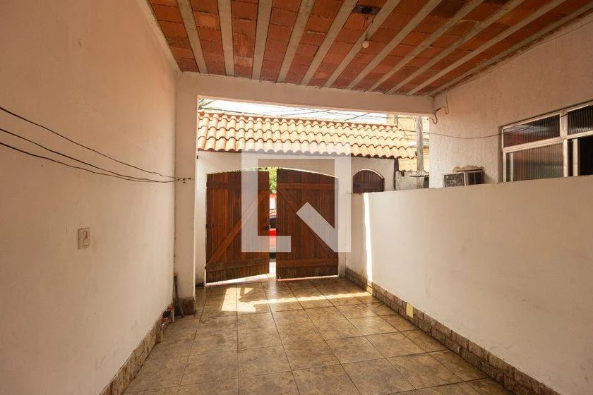 2-bedroom house with a washing machine in Rio de Janeiro — photo 36