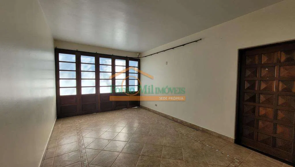 House with 3 bedrooms, 330 m² and 2 parking spaces — photo 23