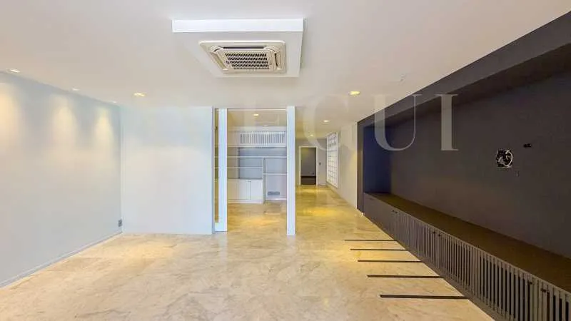 Apartment, 465 m², with floor-to-ceiling windows — photo 15