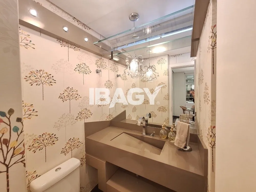 Furnished apartment with 2 en-suite bedrooms and 2 parking — photo 31