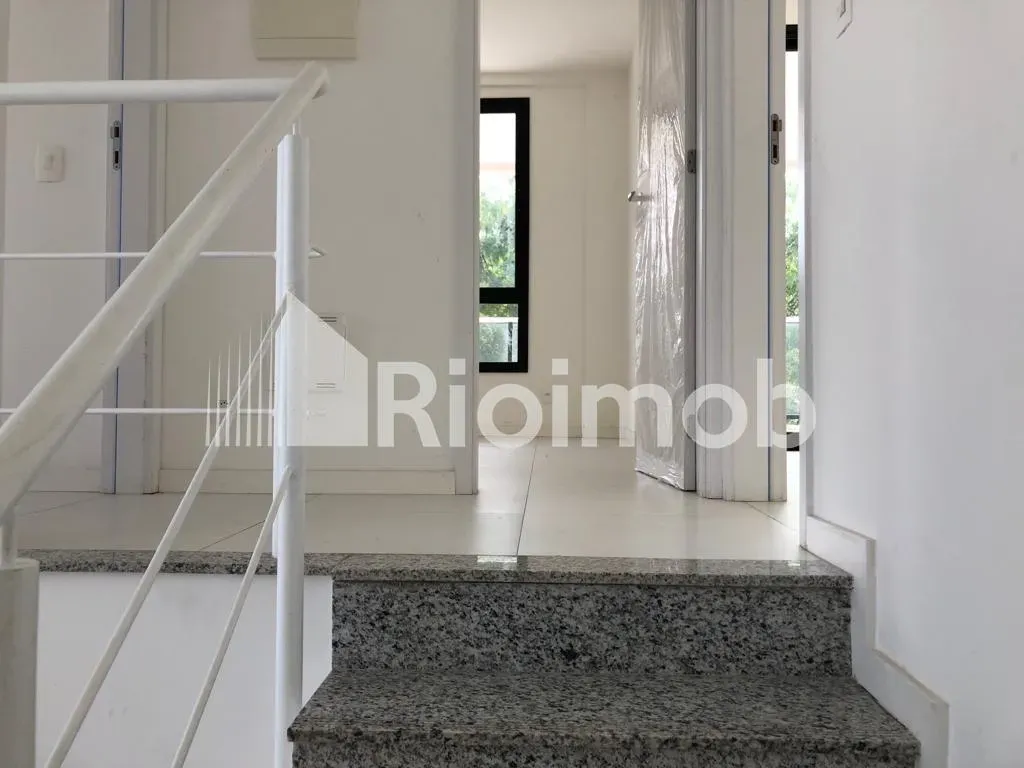 Duplex house with 3 suites and 5 bathrooms, 366 m² — photo 26