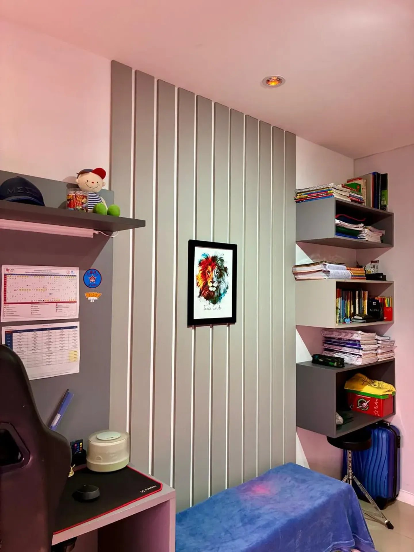 Furnished 2-bedroom apartment with en-suite and parking — photo 22