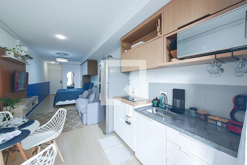 Apartamento amueblado de 1 dormitorio con 35 m² y balcón cerrado — photo 19
