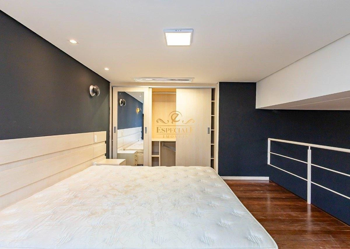 One-bedroom apartment in a building with a gym — photo 22