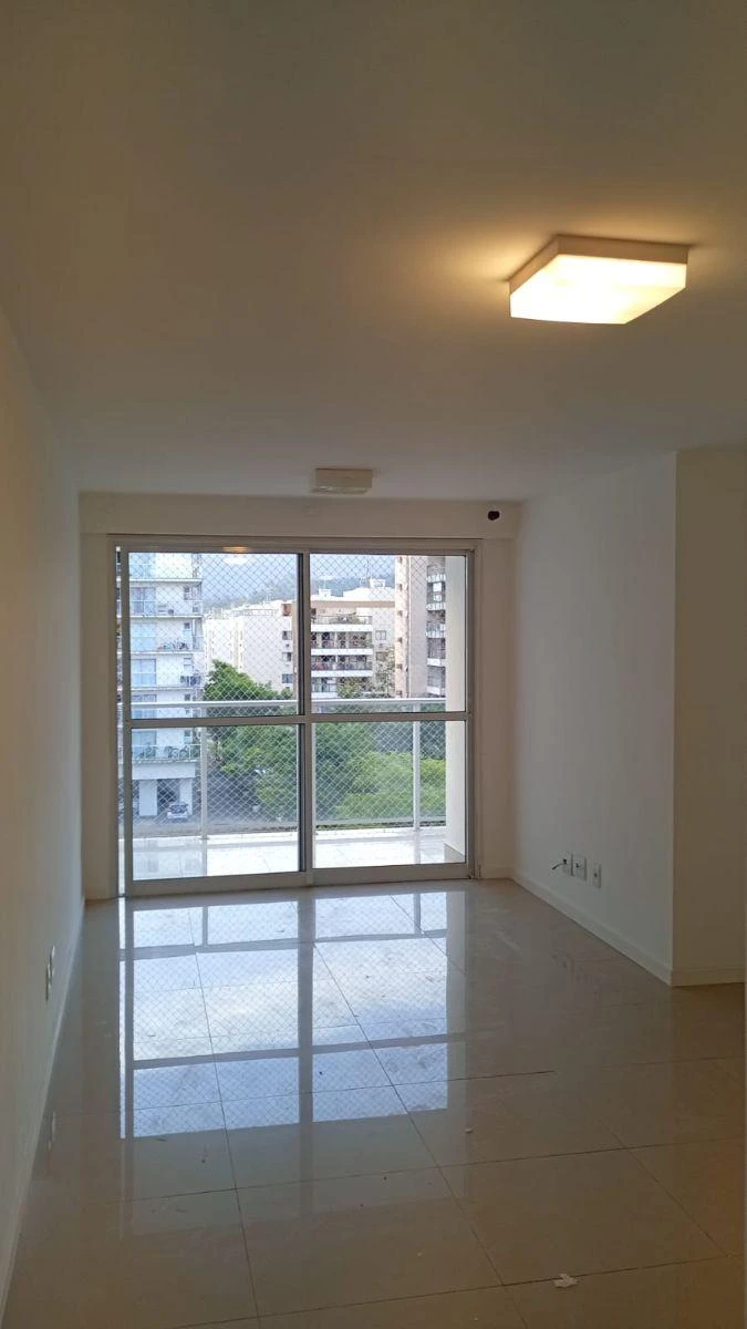 Apartamento de 3 dormitórios com varanda e 1 vaga — photo 9