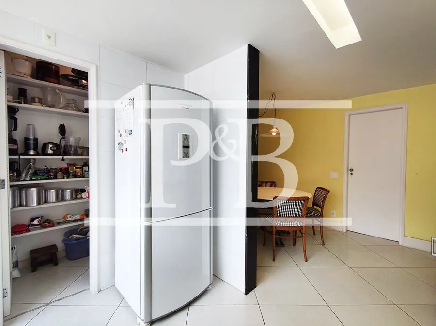 Apartamento amueblado 230 m² con 4 dormitorios y 2 plazas — photo 16