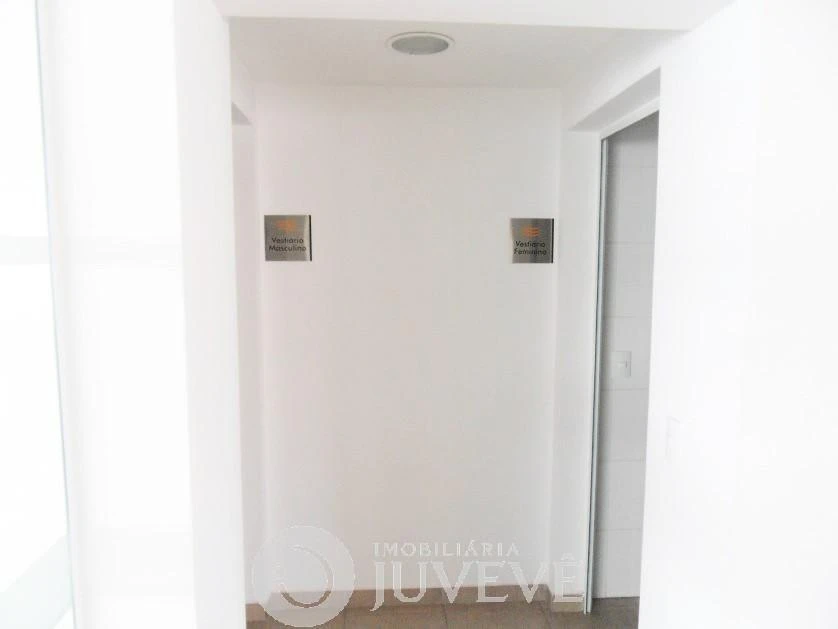 One-bedroom apartment in a building with a sauna — photo 33