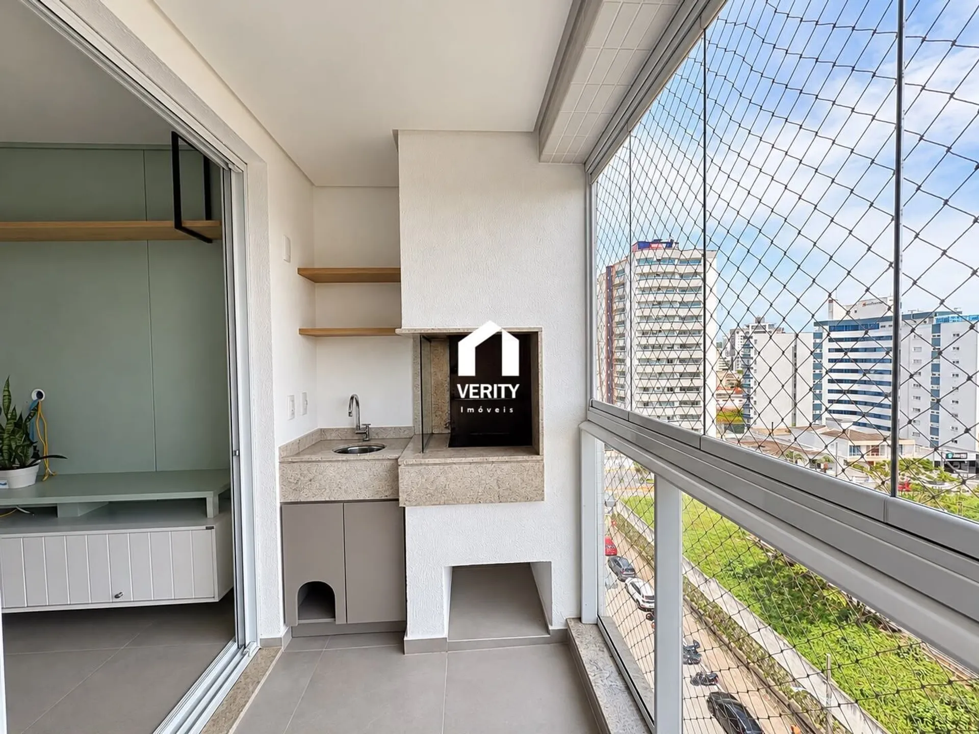 Apartment, 94 m², with a grill on the balcony — photo 5