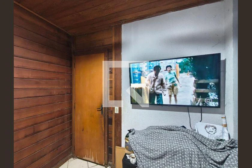 3-bedroom house with a walk-in closet — photo 46