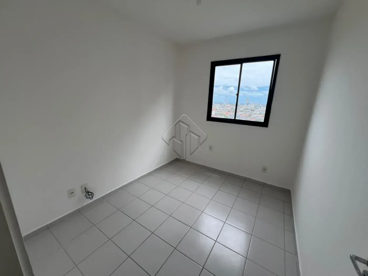 Apartamento de 2 quartos em condomínio com piscina — photo 5