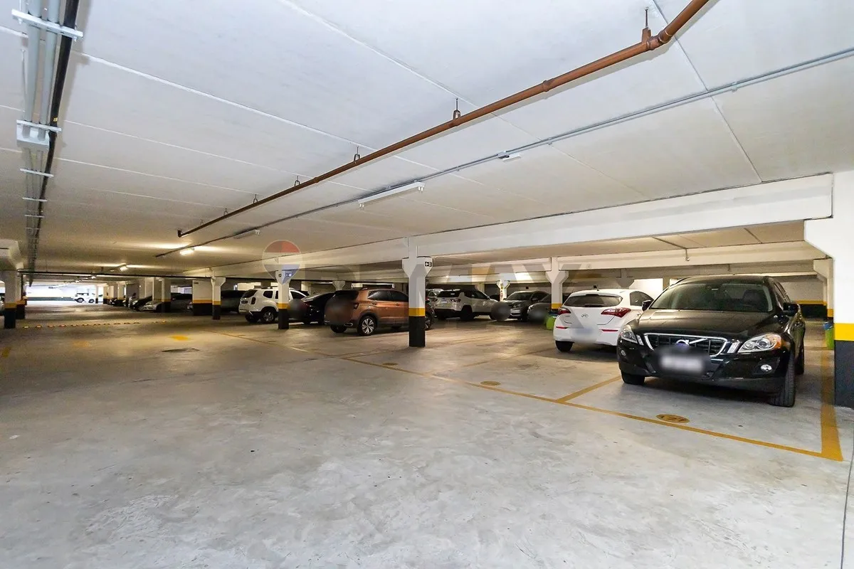 Furnished apartment with 2 bedrooms and 2 parking spaces, 195 m² — photo 48