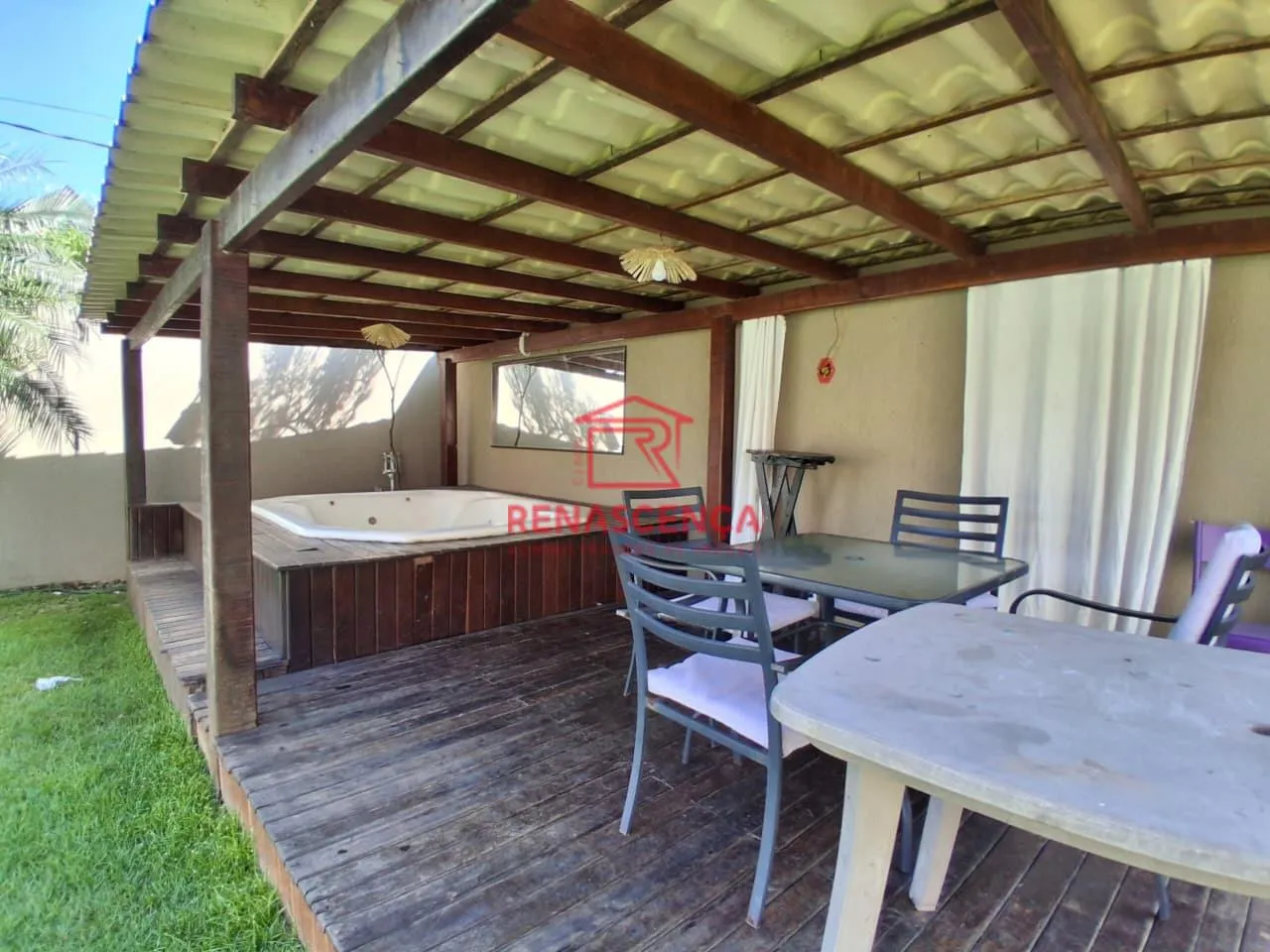Гардеробная и 4 спальни: дом 323 м² — photo 24