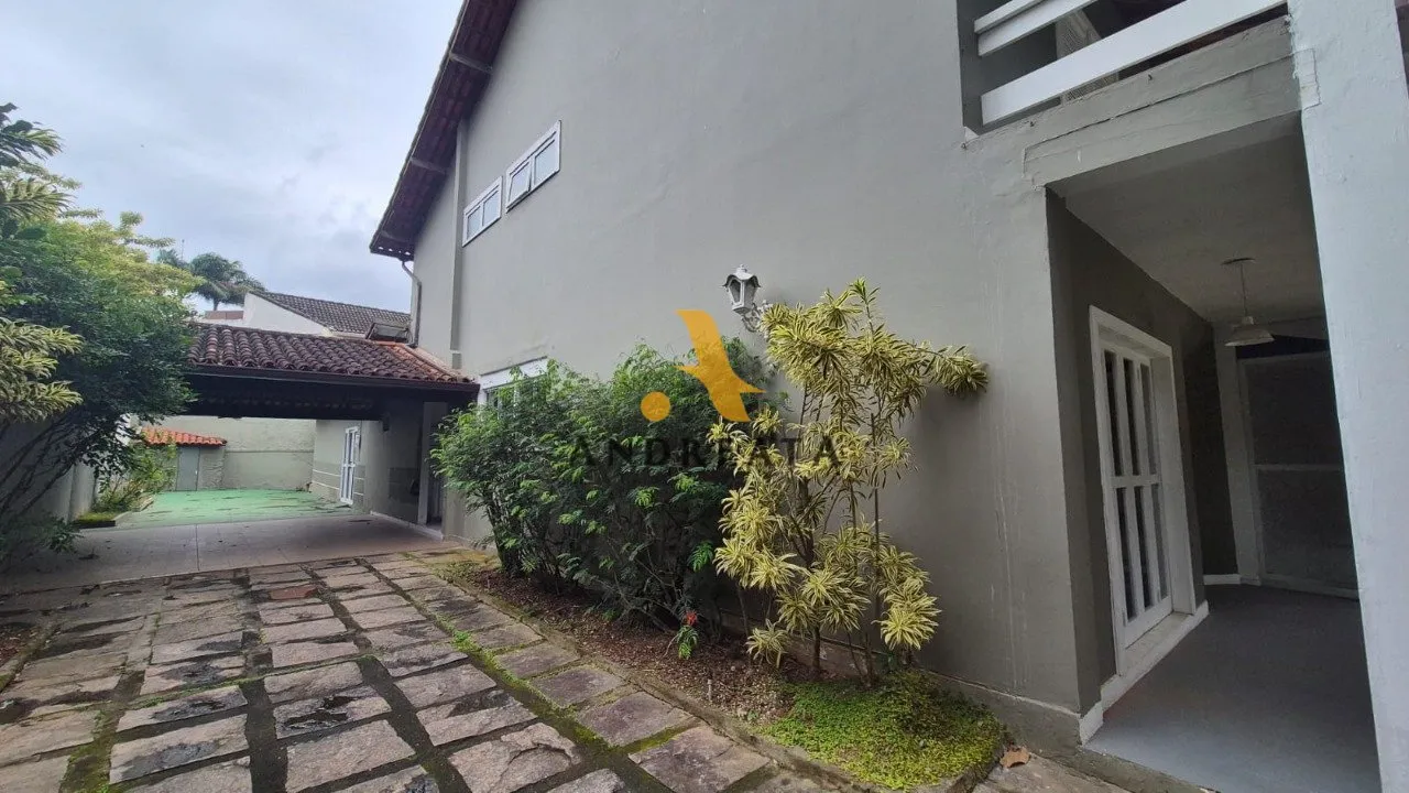 Unfurnished house with 5 bedrooms and 647 m² balcony — photo 51