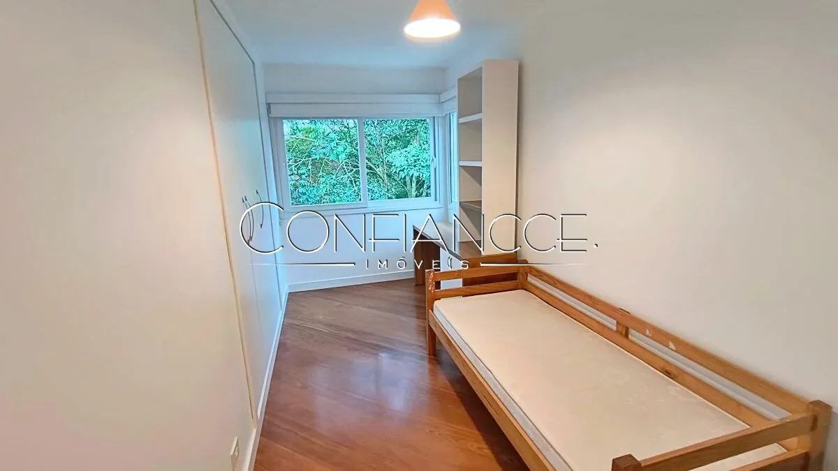 Casa em condomínio fechado com 5 quartos e 370 m² — photo 26