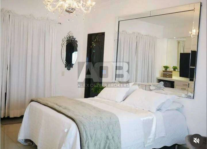 Меблированный дом 600 м²: 4 спальни и 5 парковочных мест — photo 5