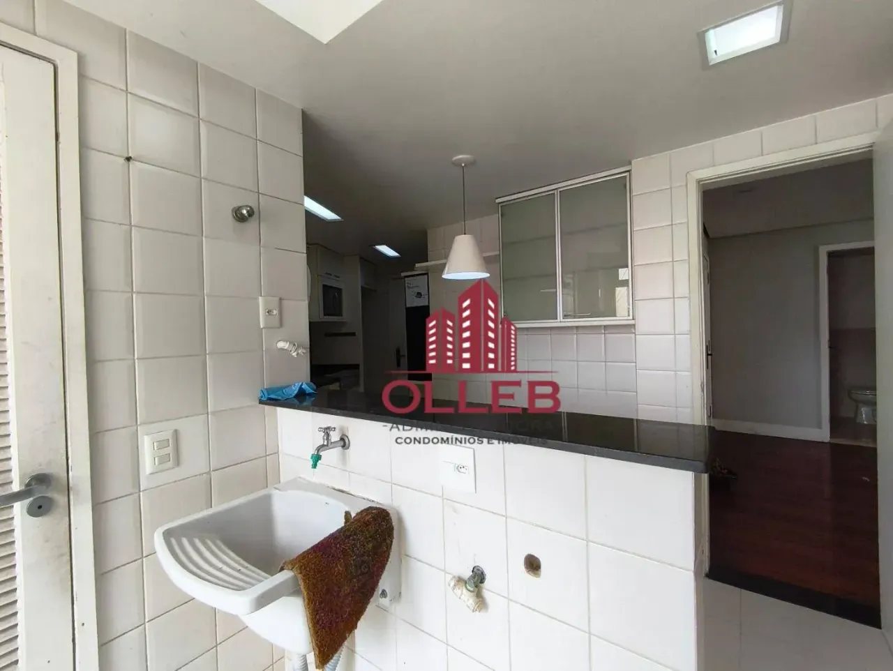 3-bedroom apartment with 4 bathrooms and enclosed balcony — photo 19