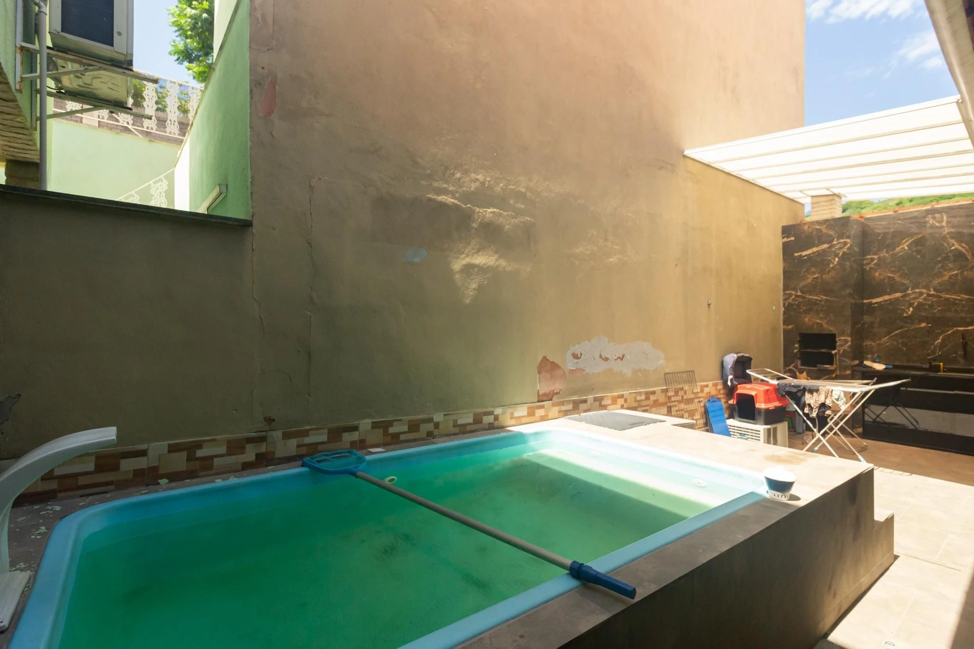 Casa amueblada de 2 dormitorios con parrilla en el balcón — photo 17