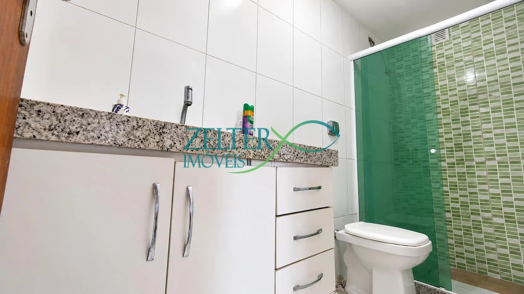Квартира з 2 спальнями, у будинку є басейн — photo 9