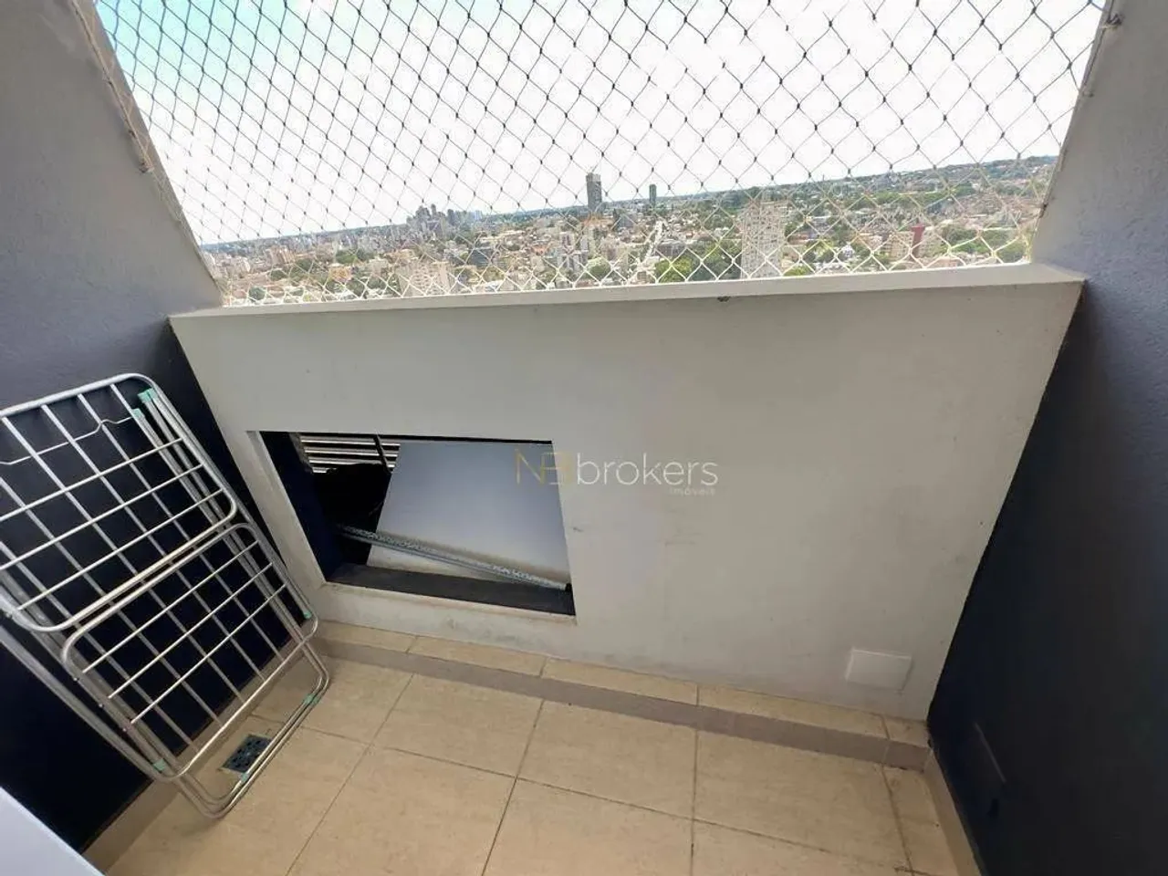1-bedroom apartment with en-suite and a balcony — photo 7