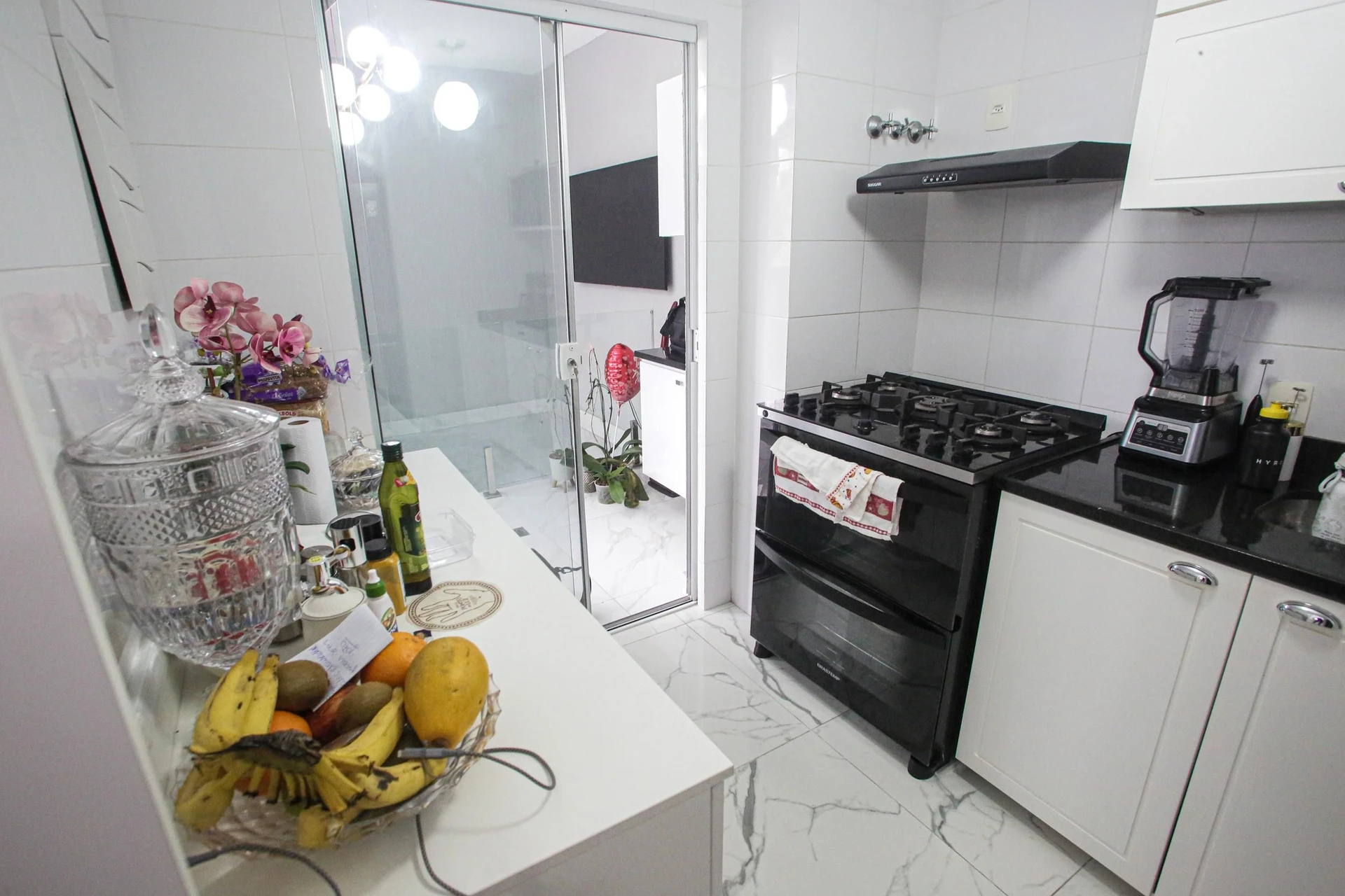 Casa mobiliada com 4 quartos e 4 banheiros no condomínio — photo 62