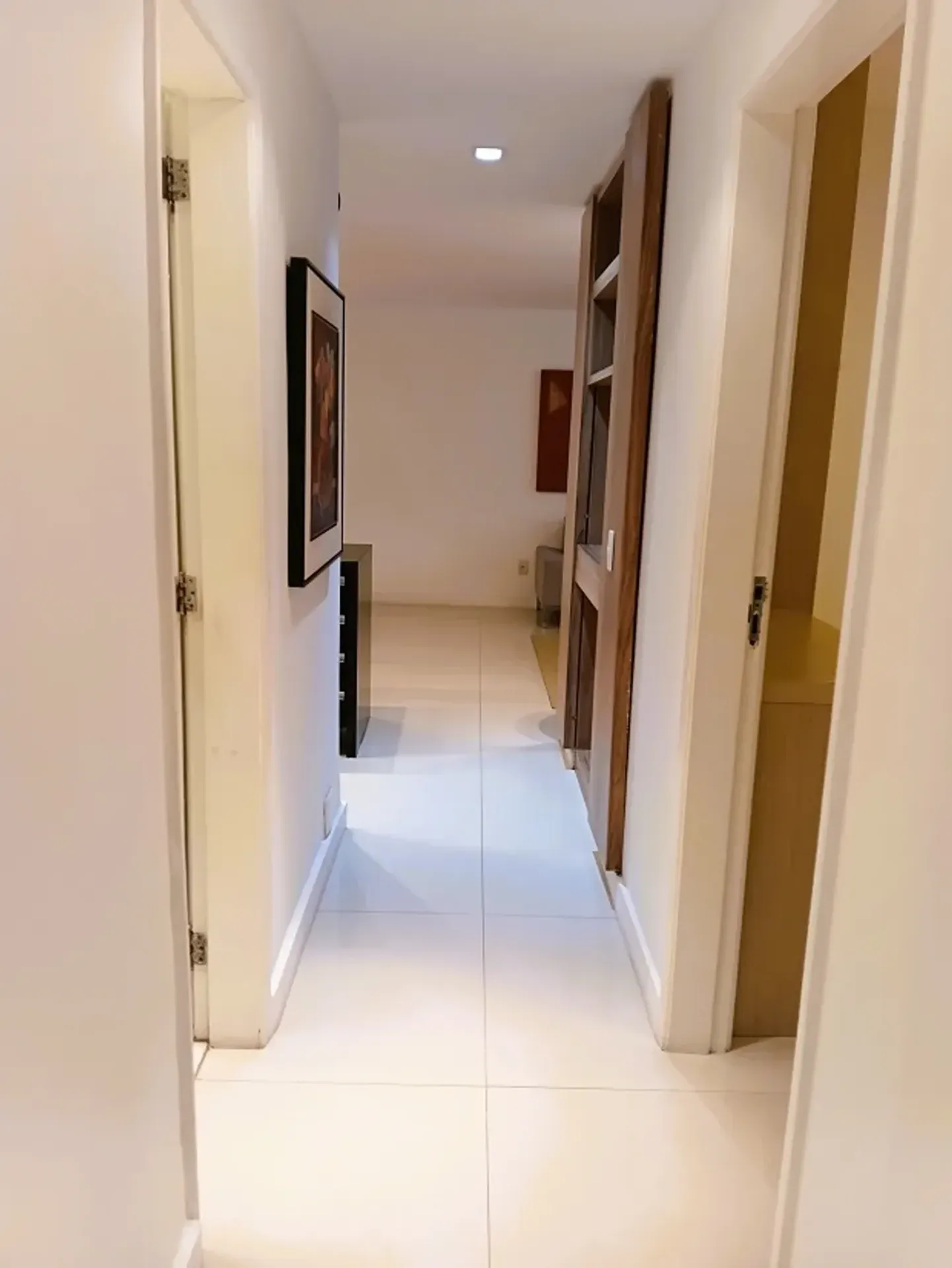 Furnished apartment with open-plan kitchen and 3 bedrooms — photo 21