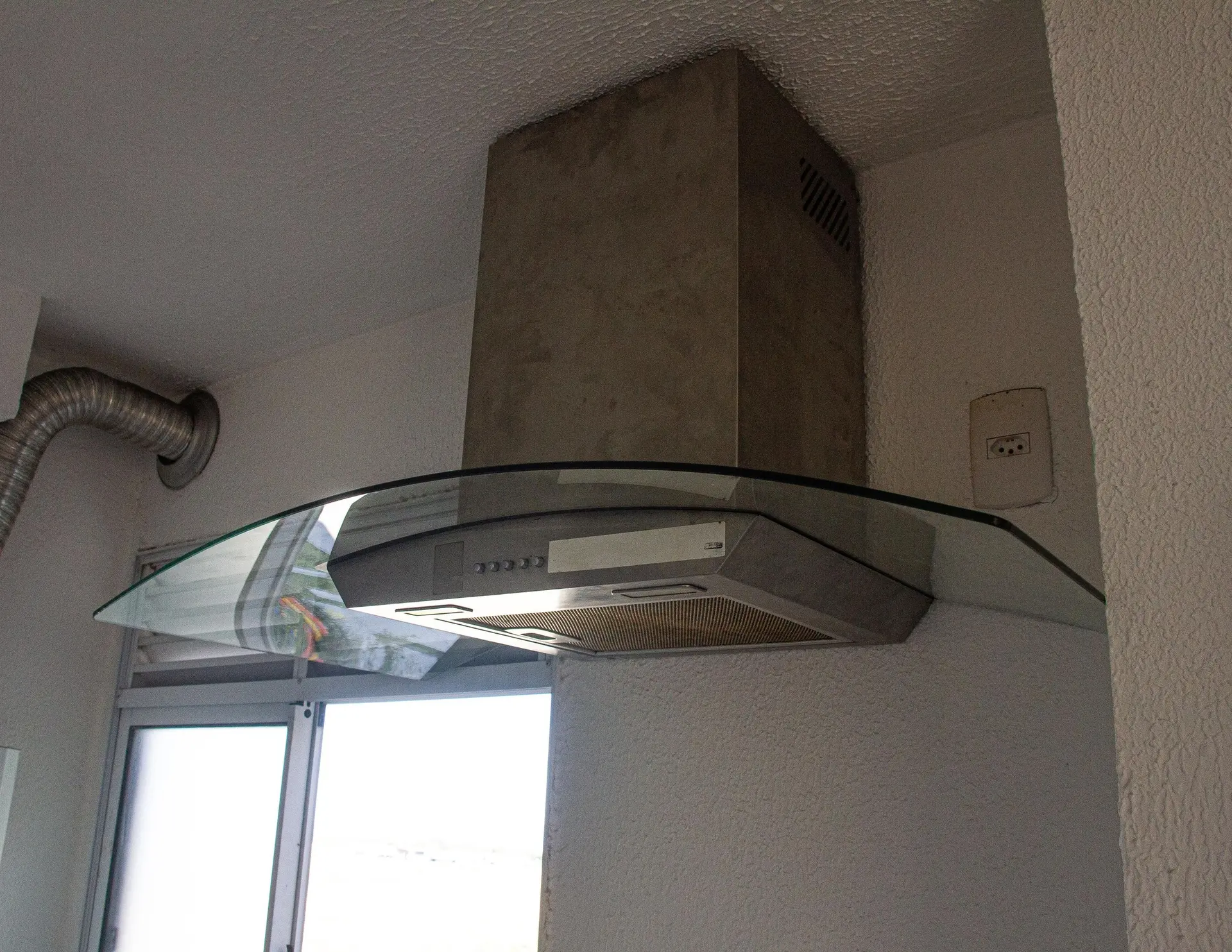 Rental apartment with 2 bedrooms, 1 bathroom and 1 parking spot