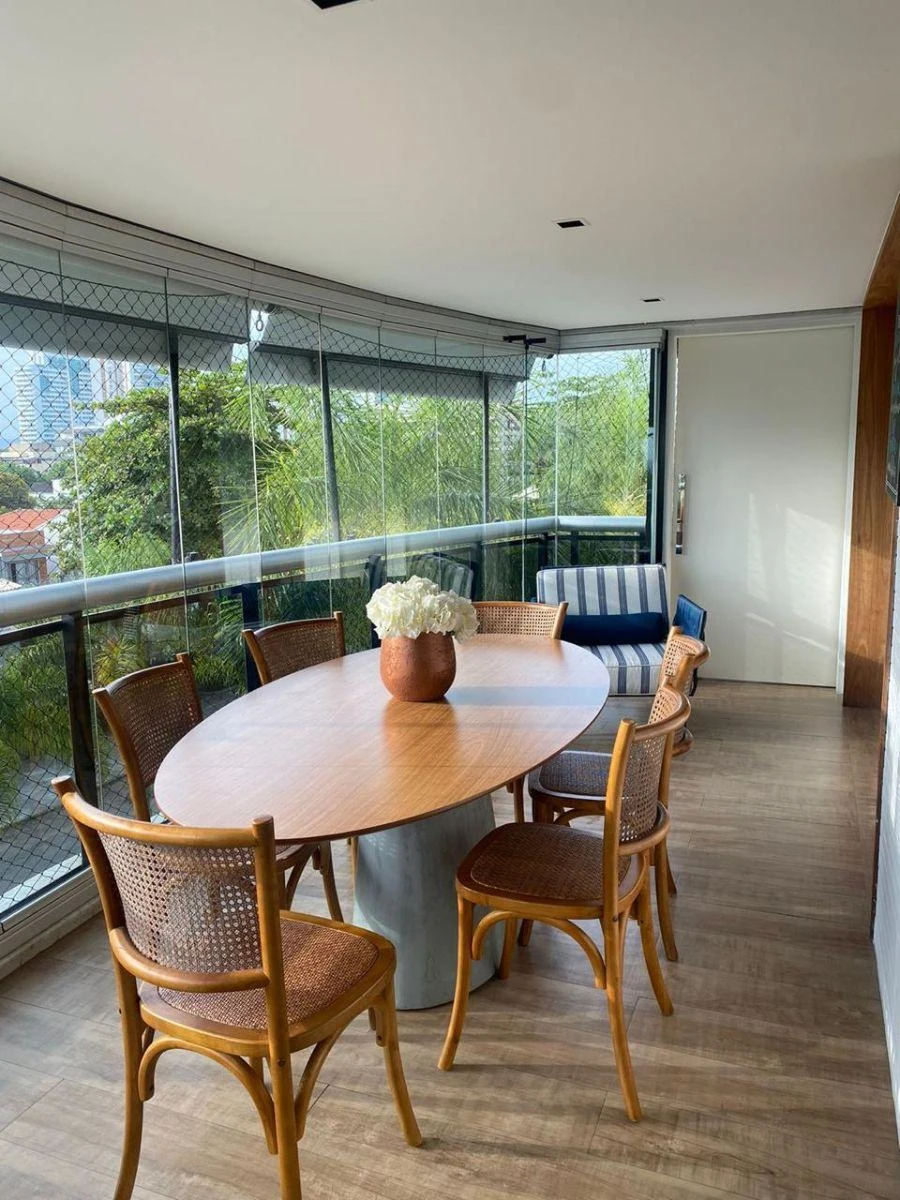Apartamento mobiliado com 4 quartos e varanda envidraçada — photo 11