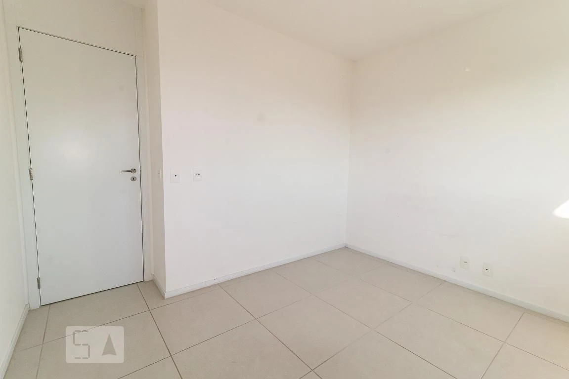 Apartamento sem mobília com 3 quartos e cozinha a gás — photo 42