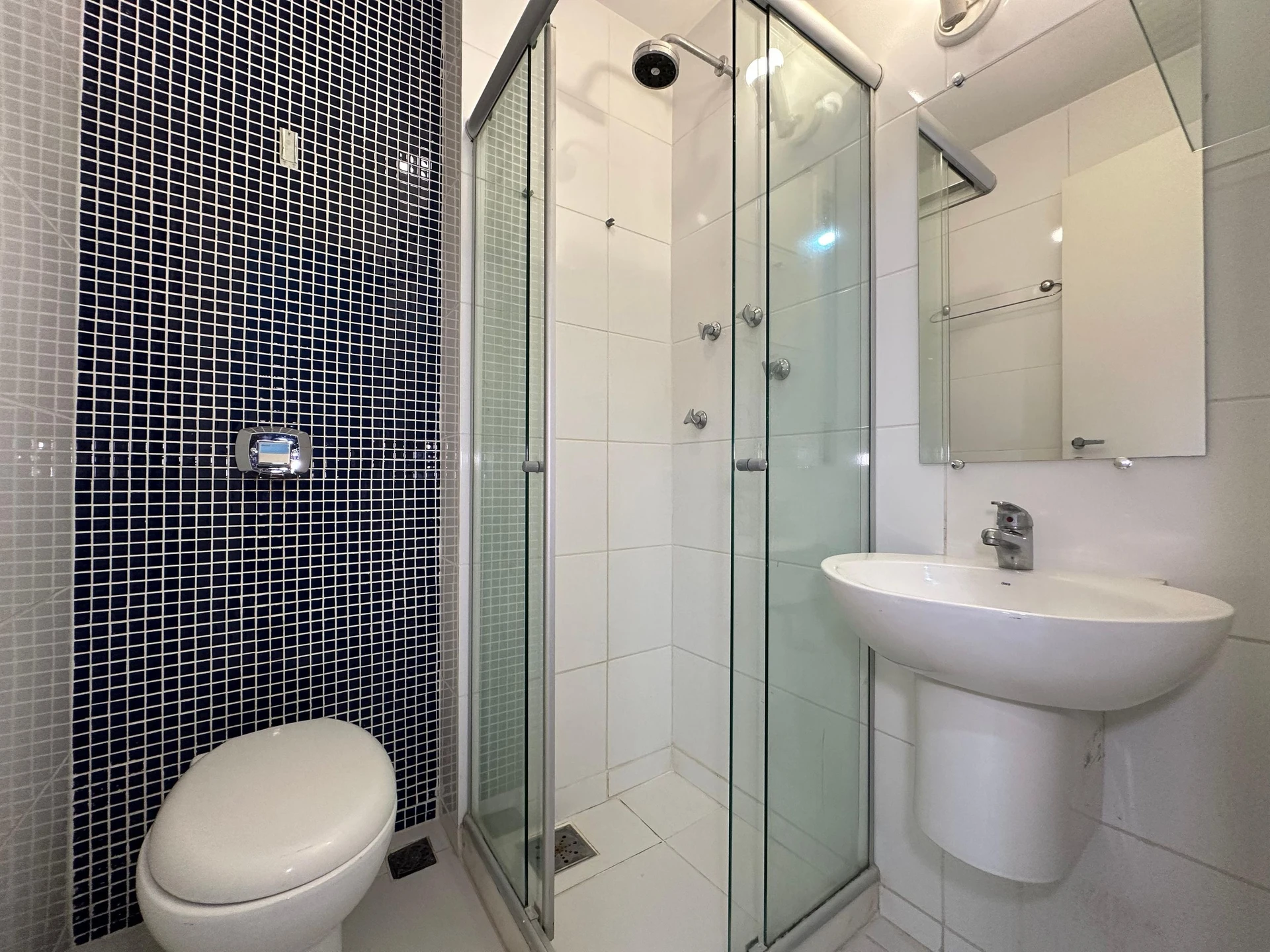 Квартира 82 м² із заскленим балконом та видом на гори — photo 62