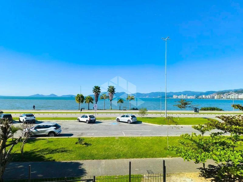 2-bedroom apartment with a water view in Florianópolis — photo 22