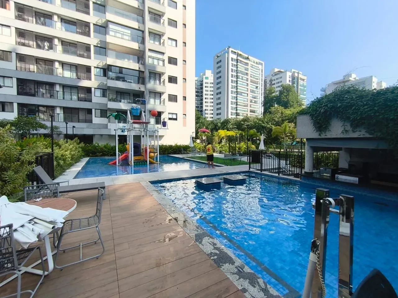 70 m² apartment with 2 bedrooms and a balcony — photo 39